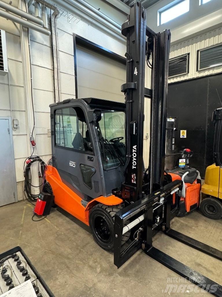 Toyota 8FBMT50 El gaffeltrucks