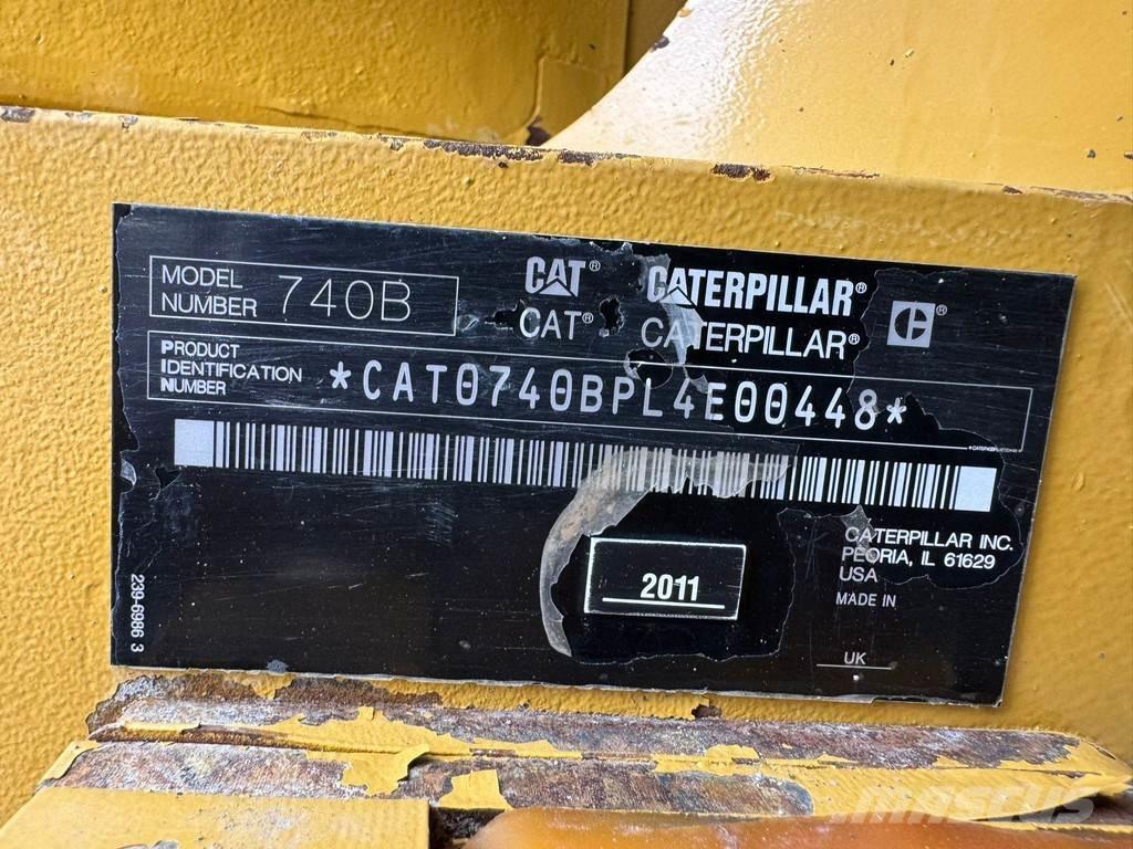 CAT 740B Terrængående lastbiler
