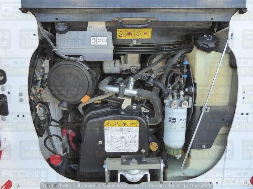 Bobcat T66 HF Larvebåndslæssere