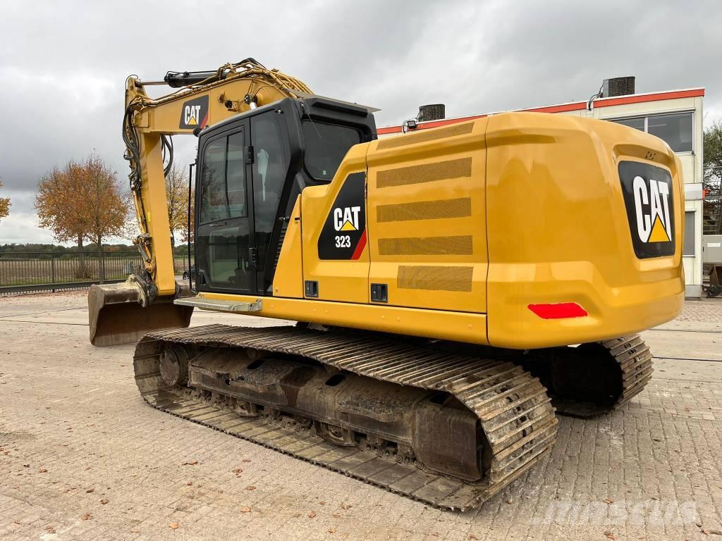 CAT 323 07A Gravemaskiner på larvebånd