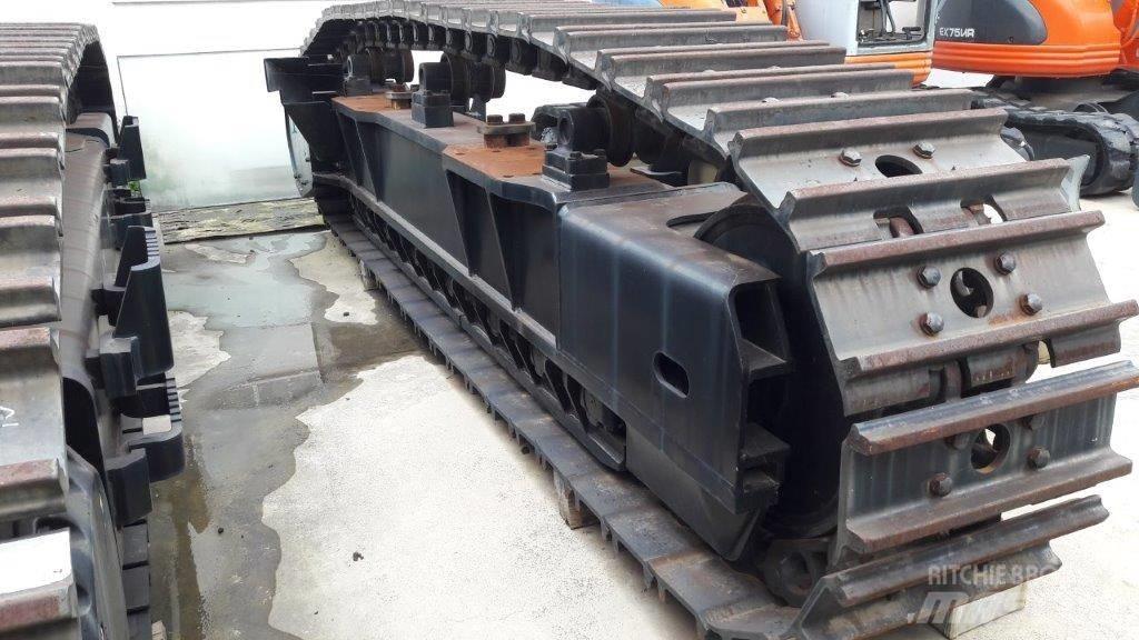 Hitachi ZX500LC-3 Chassis og suspension