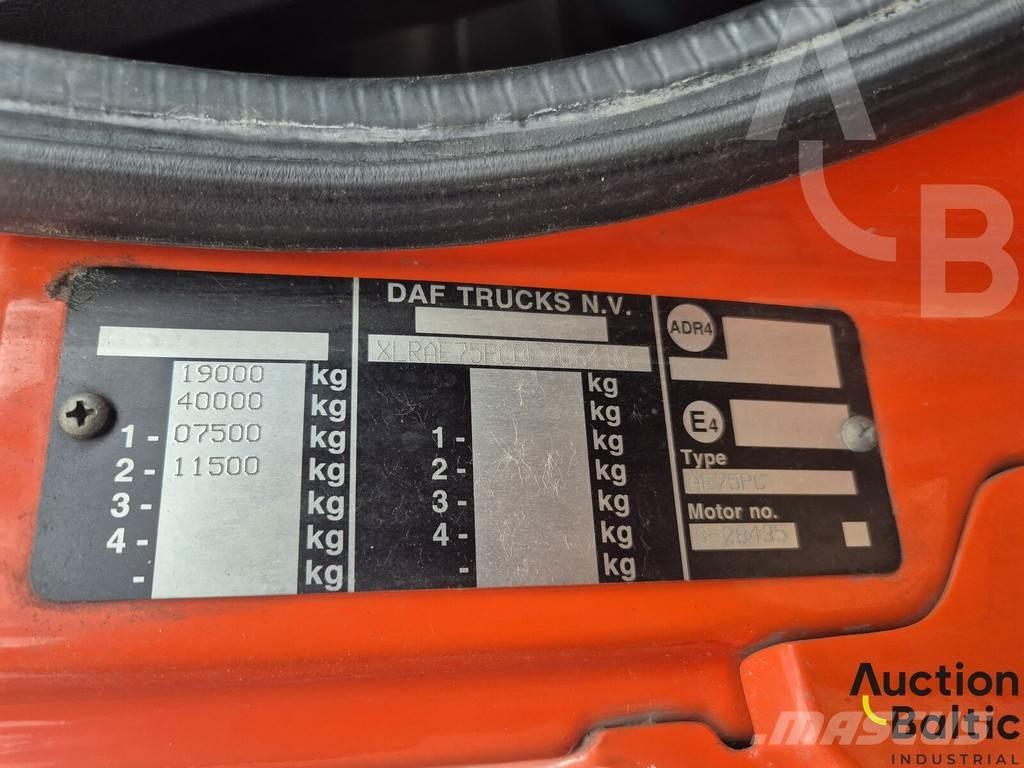 DAF AE75PC Autotransportere / Knæklad