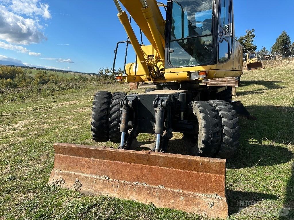 Komatsu PW 170-6 Gravemaskiner på hjul