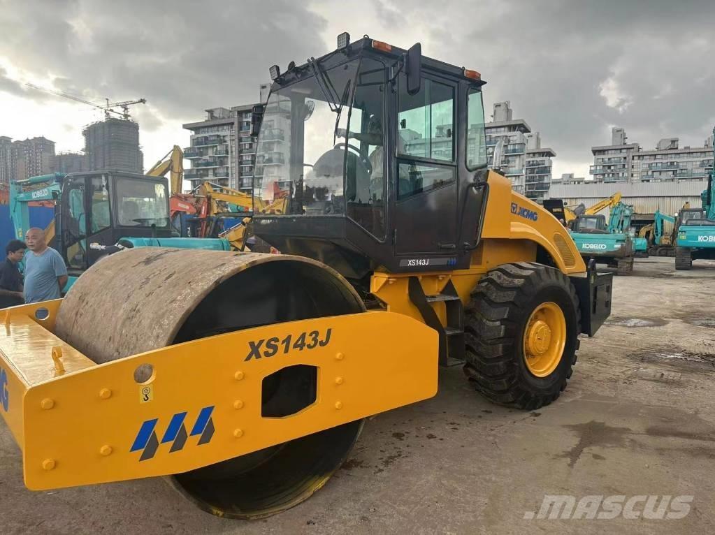 XCMG XS 143 J Enkelt tromle