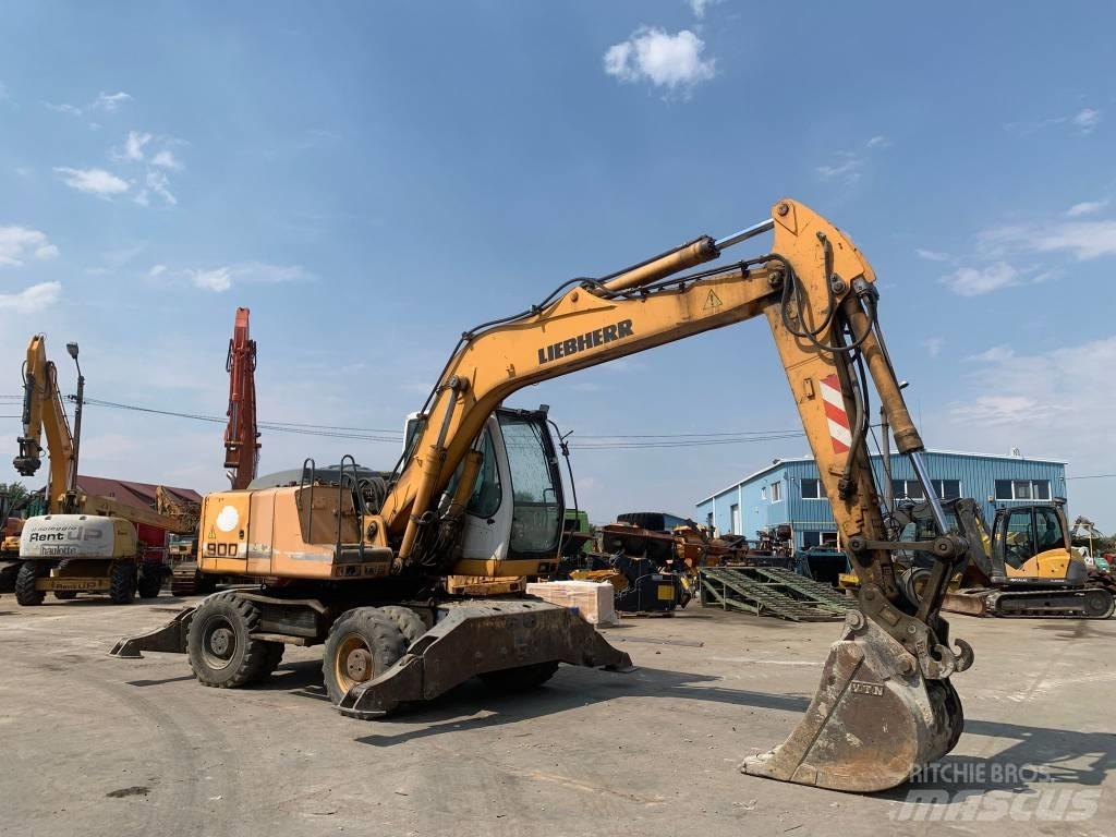 Liebherr A 900 C Gravemaskiner på hjul