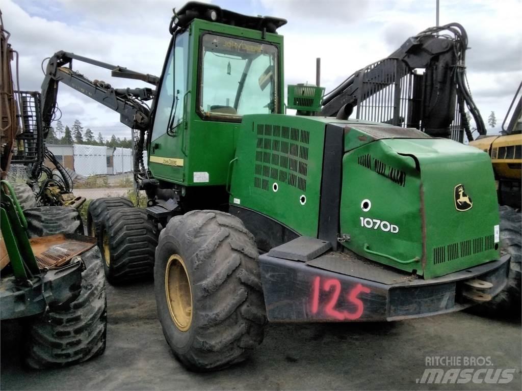 John Deere 1070 D Skovningsmaskiner