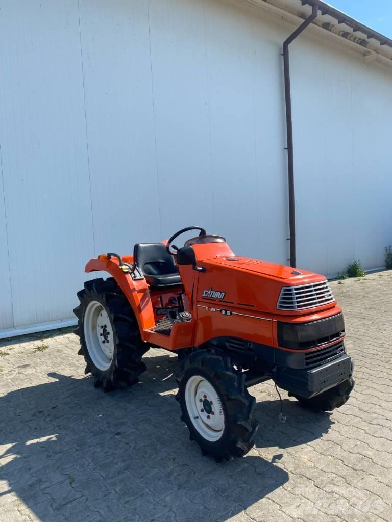 Kubota SATURN X24D Kompakte traktorer