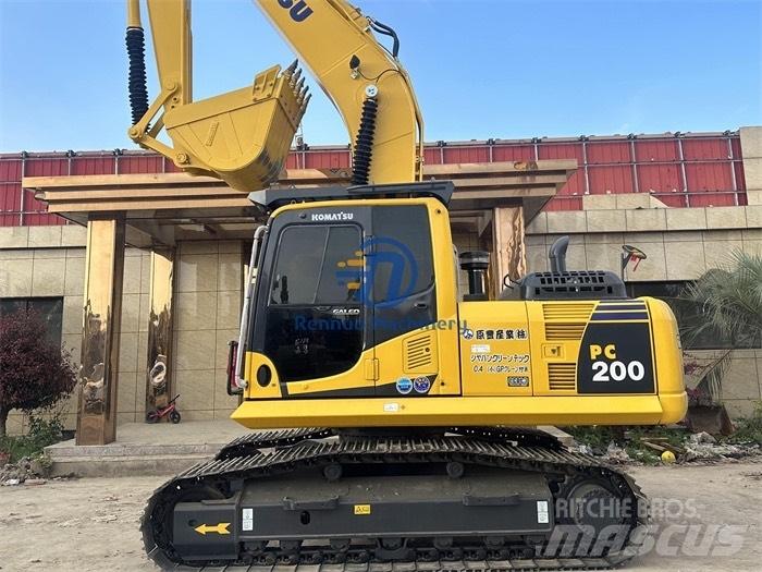 Komatsu PC200-8MO Gravemaskiner på larvebånd