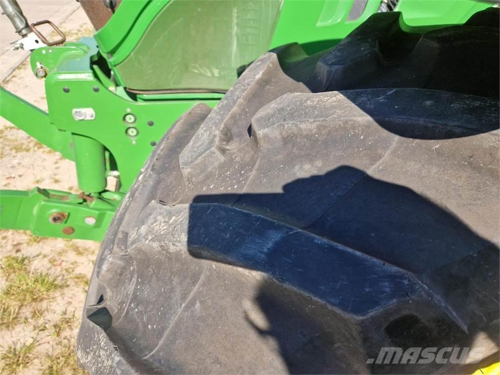 John Deere 6150R Traktorer