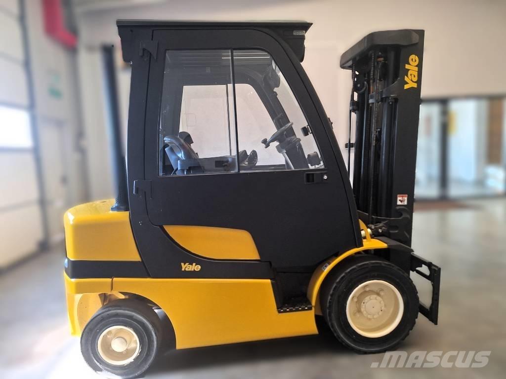 Yale GDP 25 VX Diesel gaffeltrucks