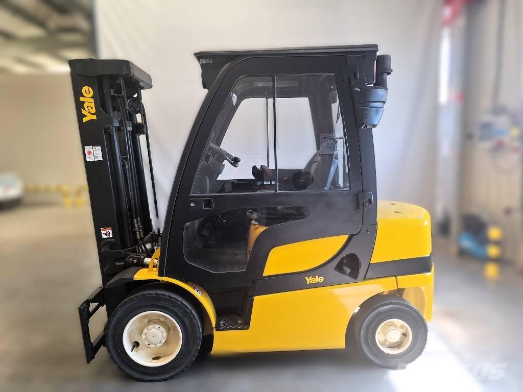 Yale GDP 25 VX Diesel gaffeltrucks