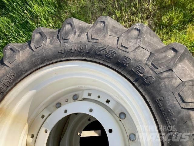 Trelleborg 440/65R24 Hjul, Dæk og Fælge