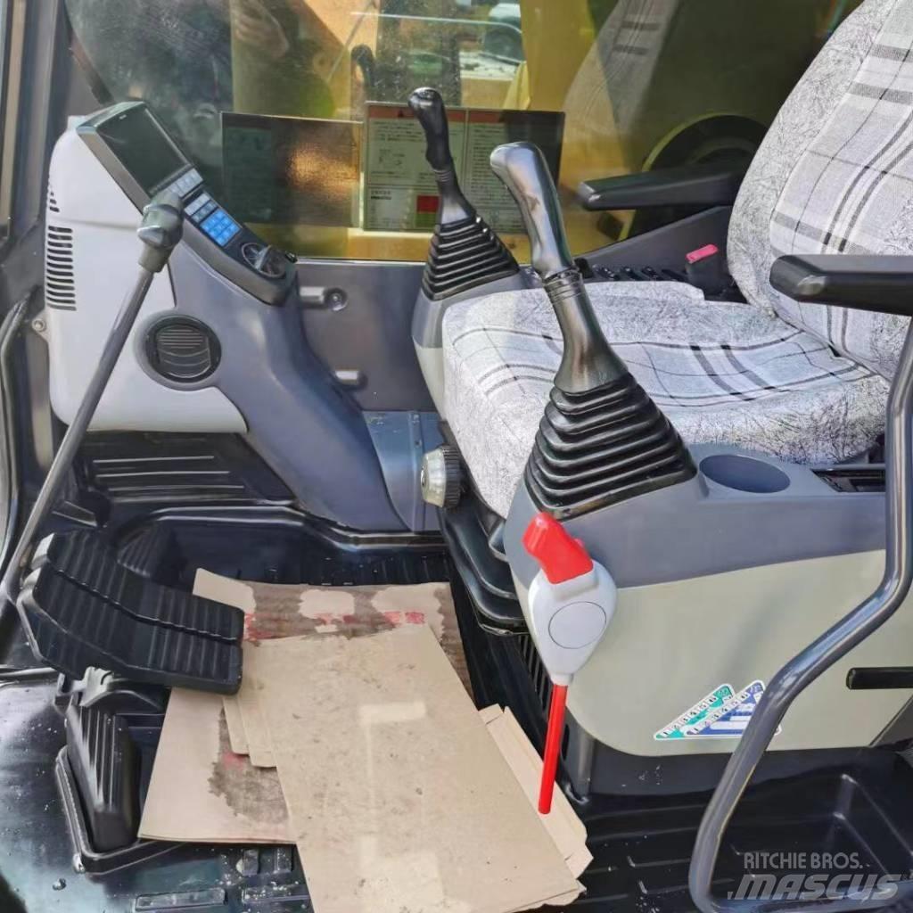 Komatsu 450LC-8 Gravemaskiner på larvebånd