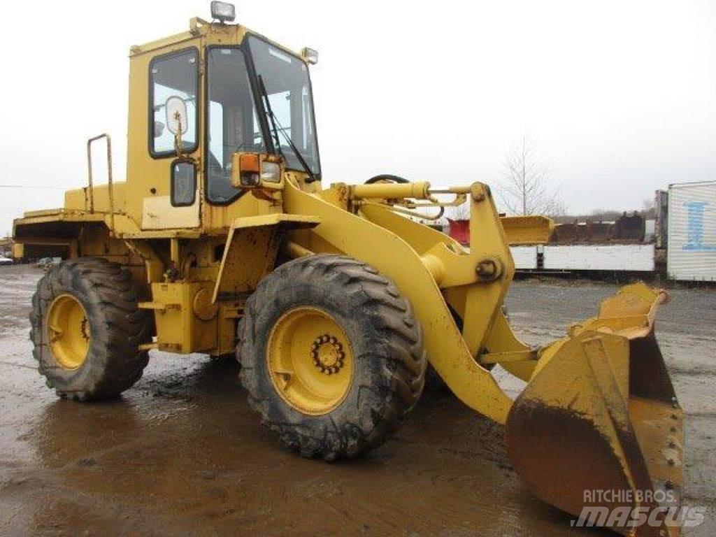 Komatsu WA100-1 Læssemaskiner på hjul