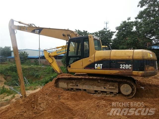 CAT 320 C Gravemaskiner med lang gravebom