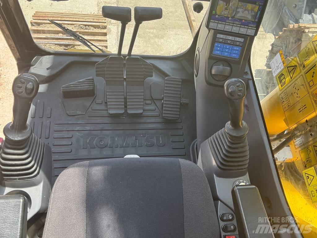 Komatsu PC360LC-11E0 Gravemaskiner på larvebånd