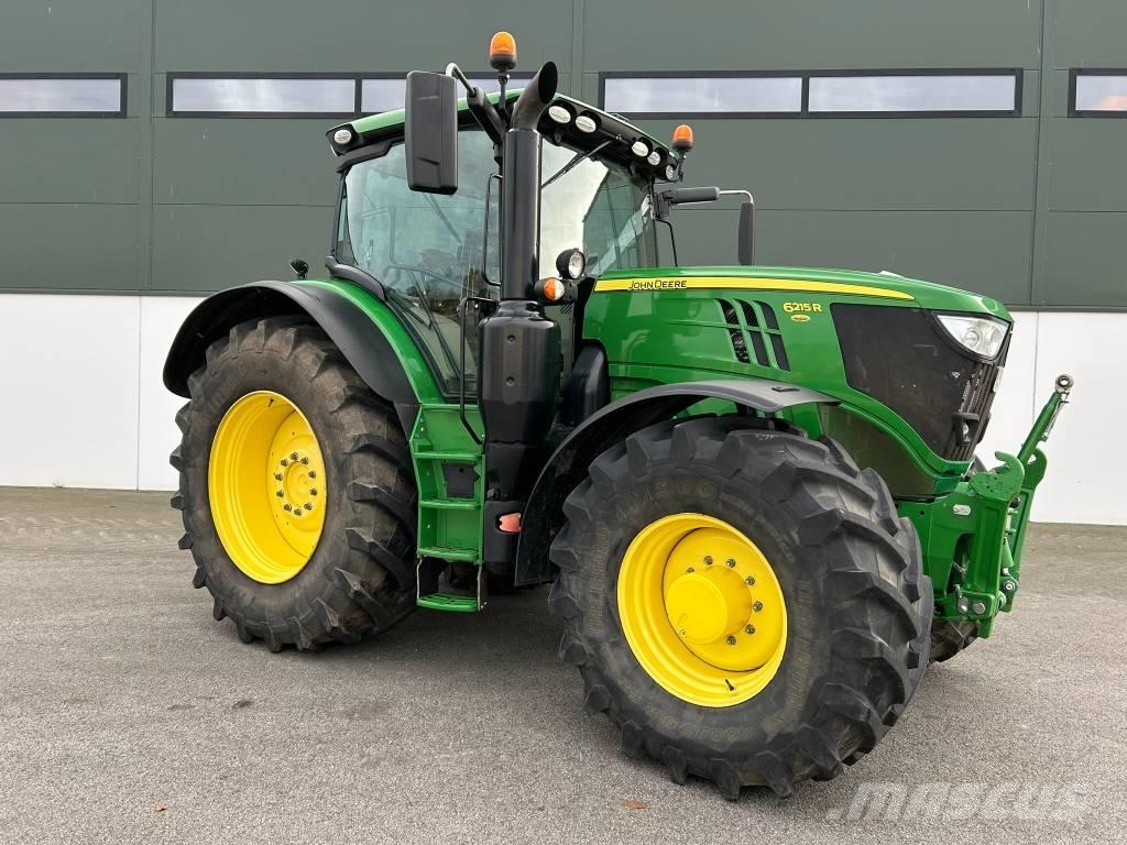 John Deere 6215 R Traktorer