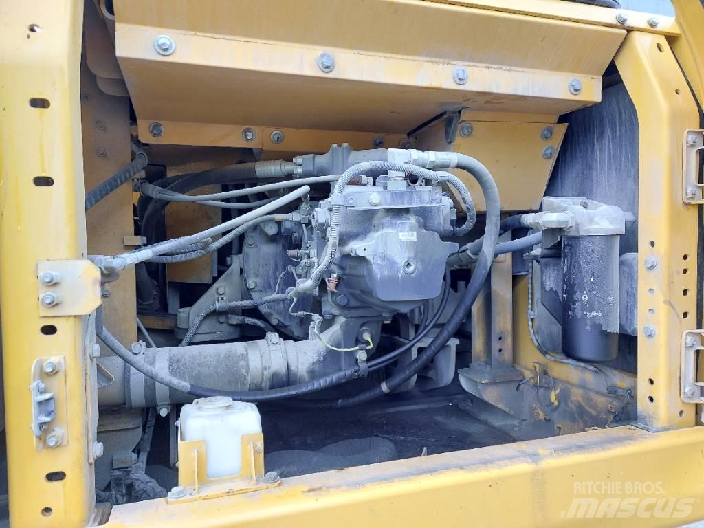 Komatsu PC360LC-11 Gravemaskiner på larvebånd