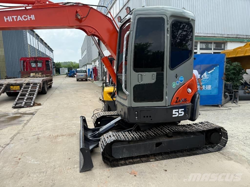 Hitachi Zaxis 55 U Gravemaskiner på larvebånd