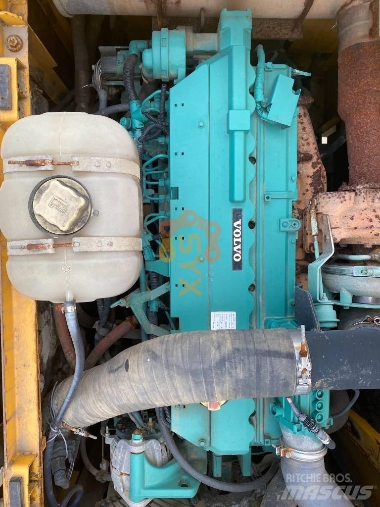 Volvo EC 240 B LC Gravemaskiner på larvebånd