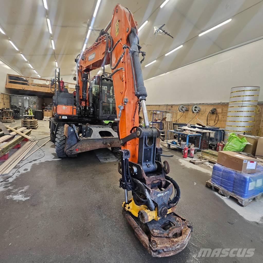 Doosan DX 170 W Gravemaskiner på hjul