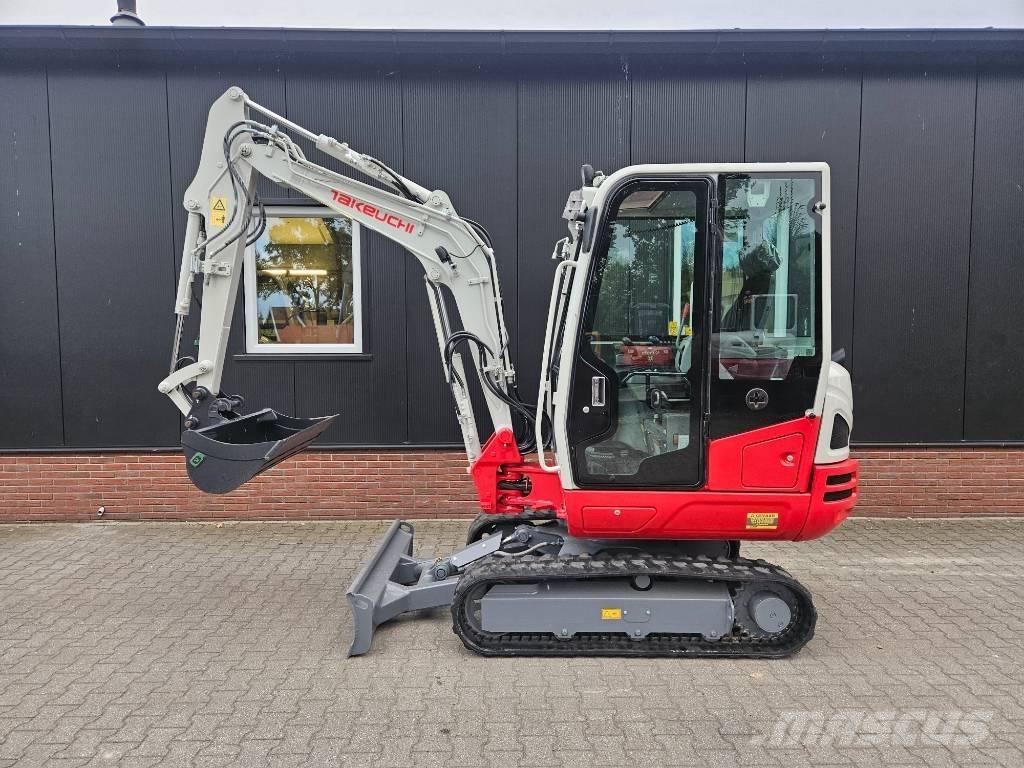 Takeuchi TB 230 Minigravemaskiner