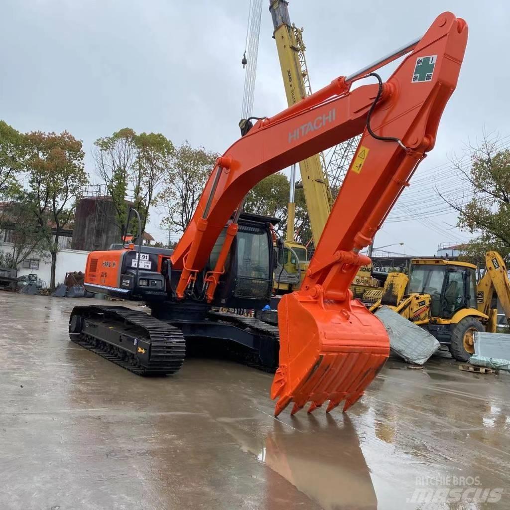 Hitachi ZX 240 LC-3 Gravemaskiner på larvebånd