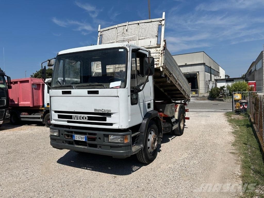 Iveco 120E18K Lastbil med lad/Flatbed