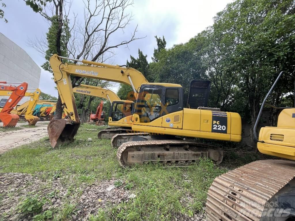 Komatsu PC 220-7 Gravemaskiner på larvebånd