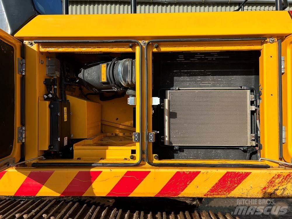 JCB 220X Gravemaskiner på larvebånd