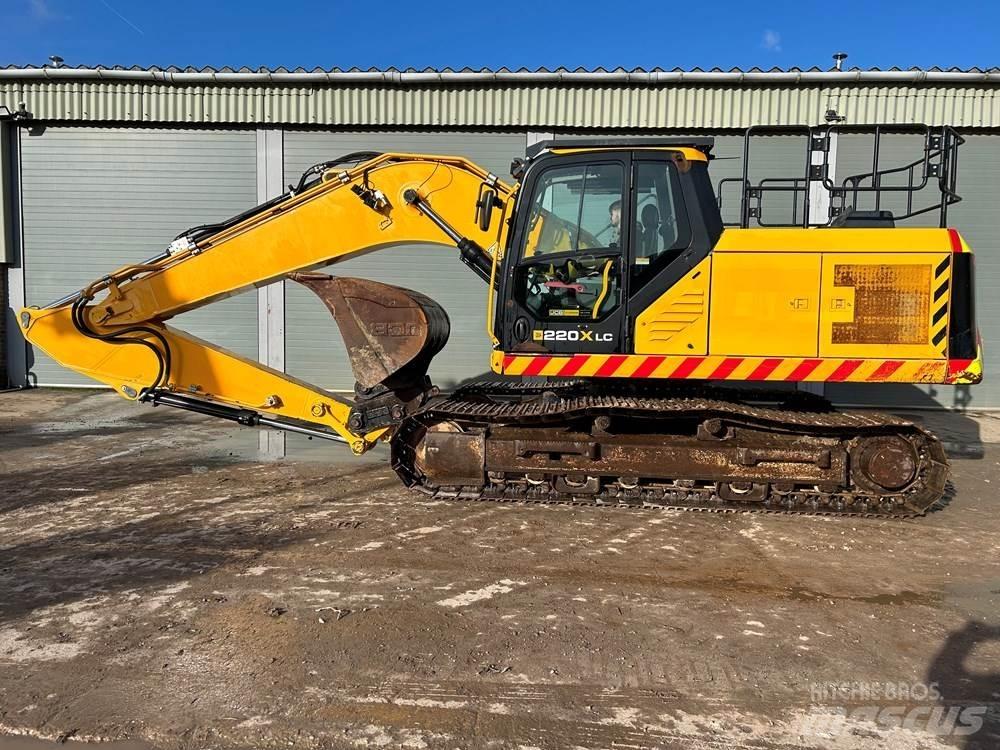 JCB 220X Gravemaskiner på larvebånd