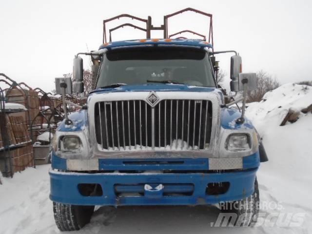 International 4600 Lastbil med lad/Flatbed