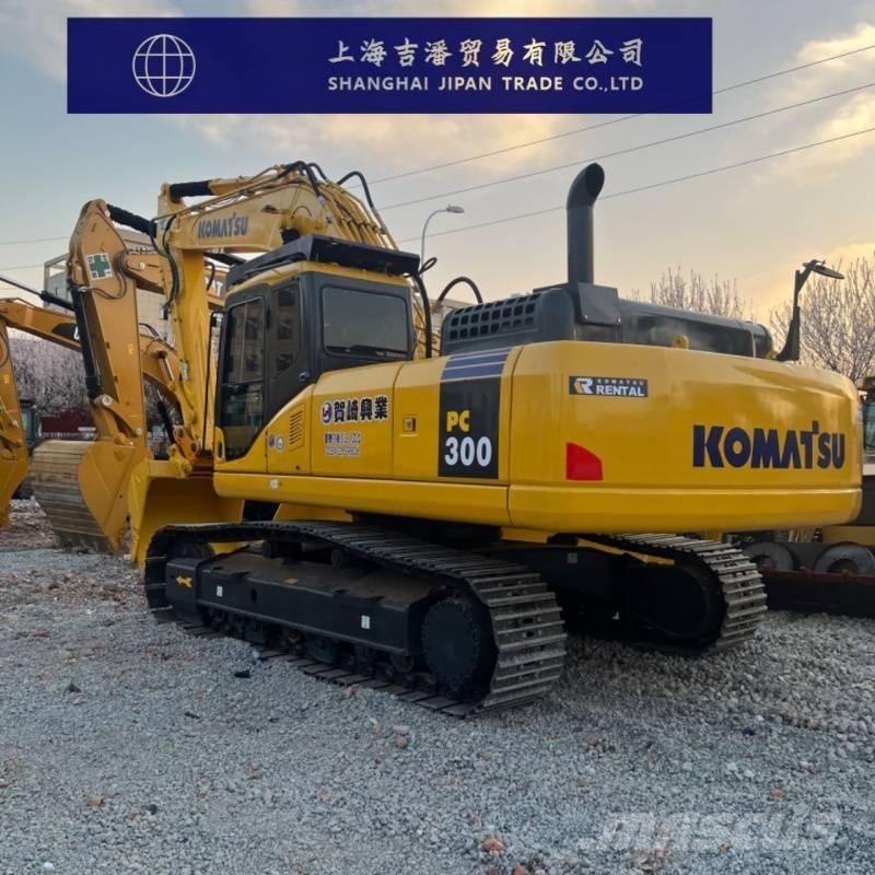 Komatsu PC 300 Gravemaskiner på larvebånd