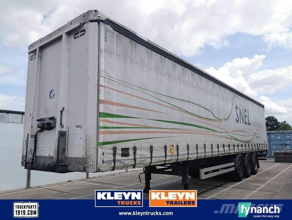 Van Hool A3C002 Semi-trailer med Gardinsider