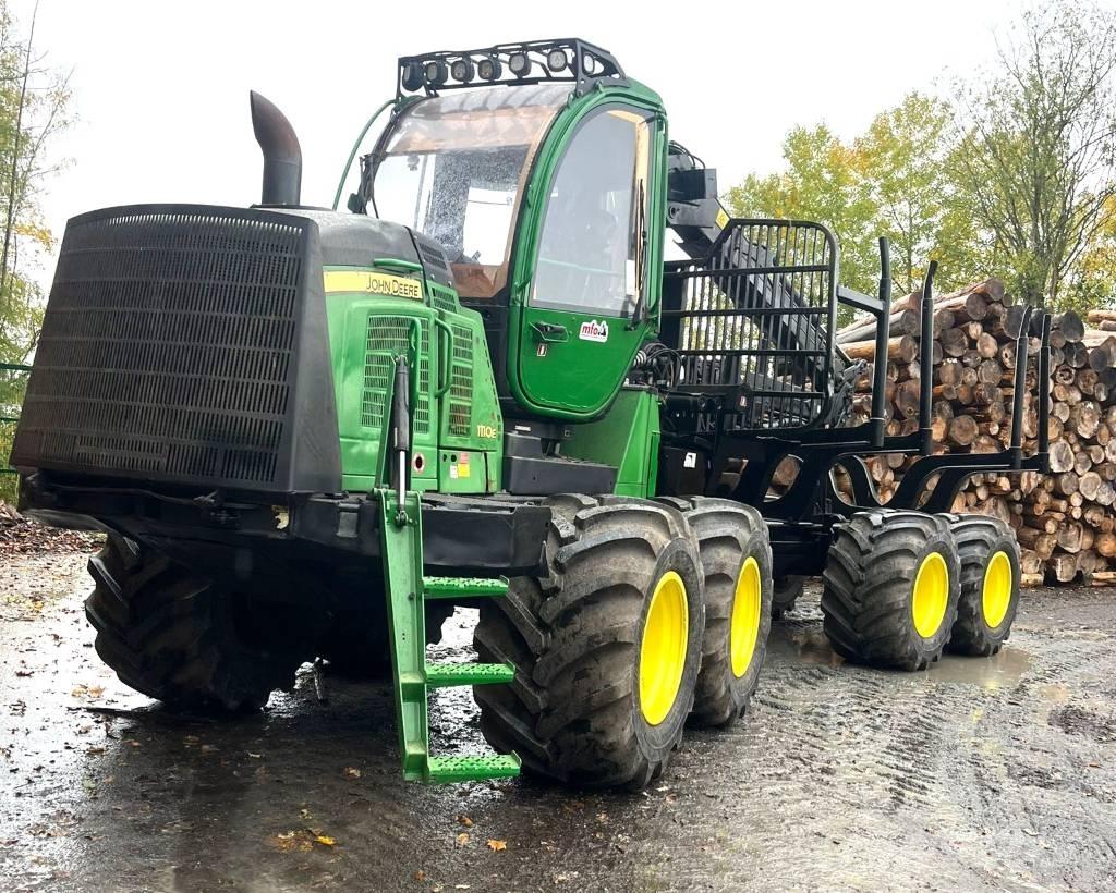 John Deere 1110 E Udkørselsmaskiner