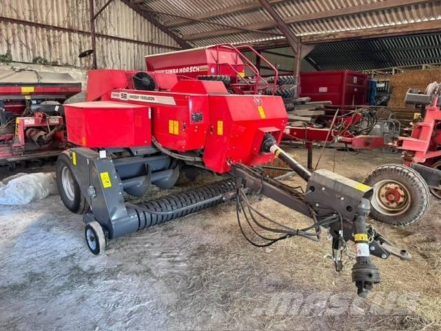 Massey Ferguson 1842 Pressere til firkantede baller