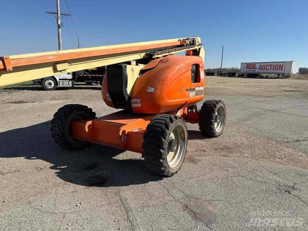 JLG 600A Bomlifte med knækarm