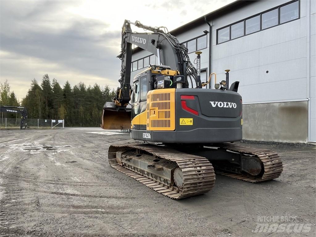 Volvo ECR 235 DL Gravemaskiner på larvebånd