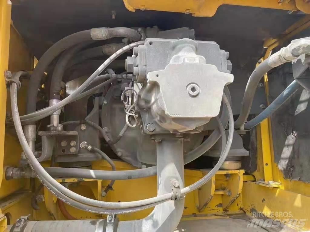 Komatsu PC 360-7 Gravemaskiner på larvebånd