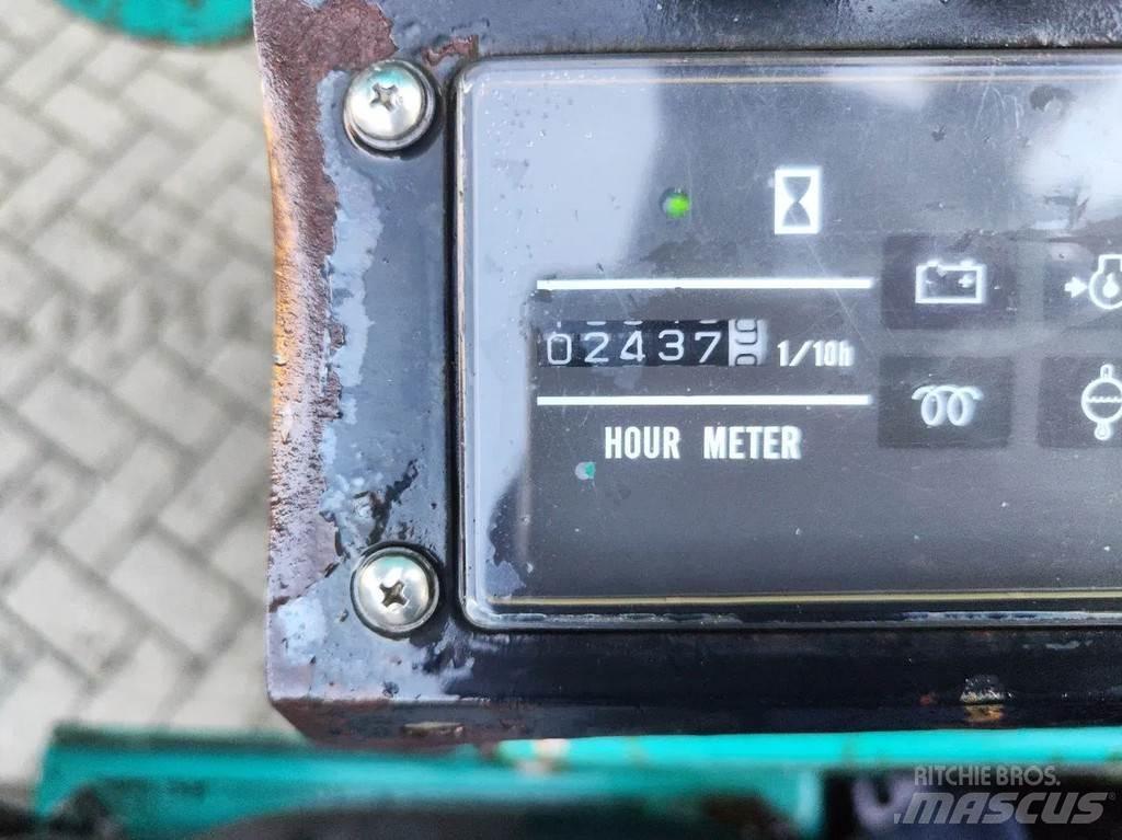 Maeda MC 305 Minikraner