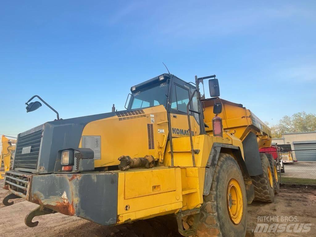 Komatsu HM 400-2 Terrængående lastbiler