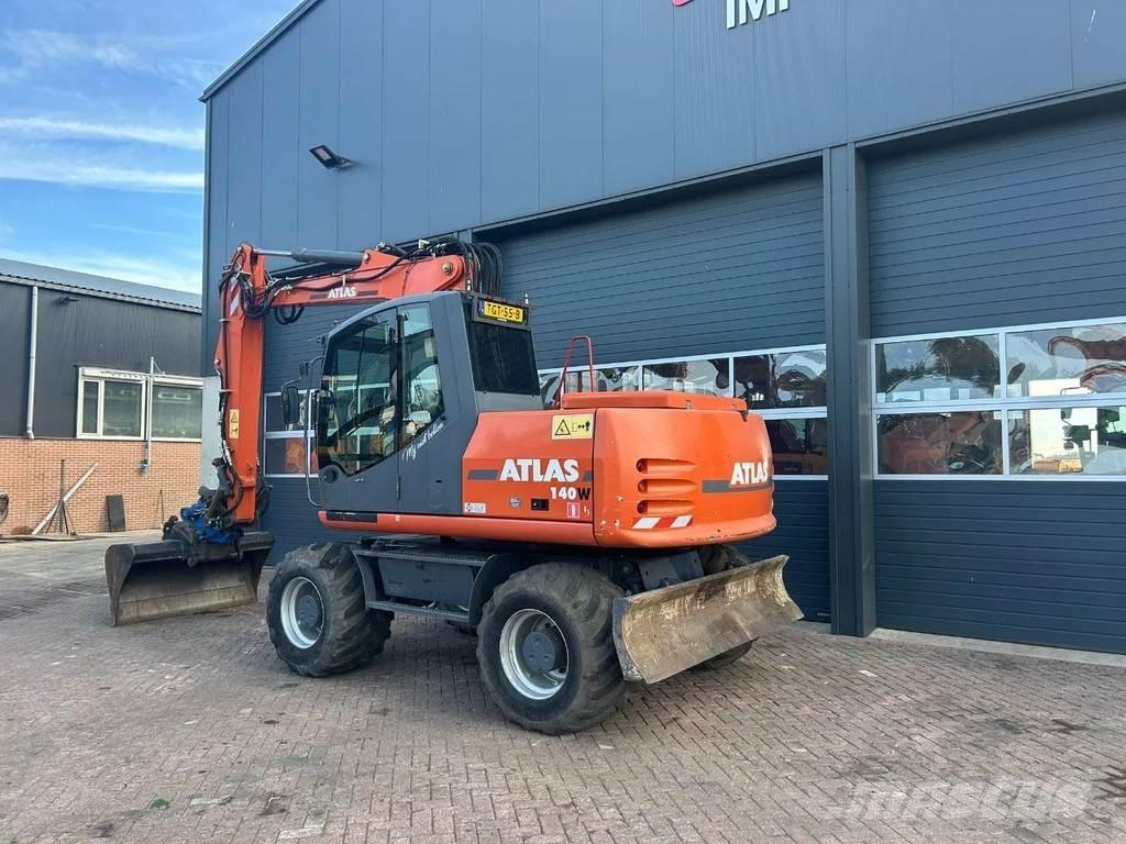Atlas 140W Gravemaskiner på hjul