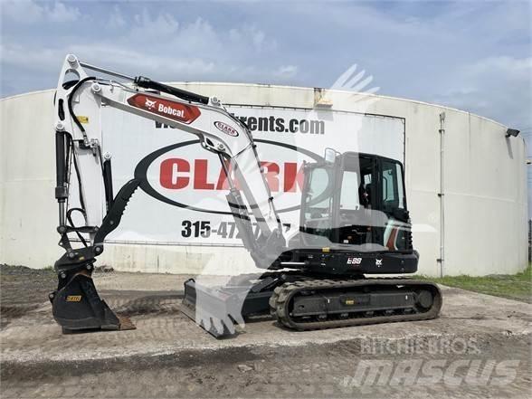 Bobcat E88R2 Gravemaskiner på larvebånd
