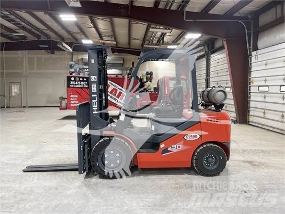 Heli CPYD30 Diesel gaffeltrucks