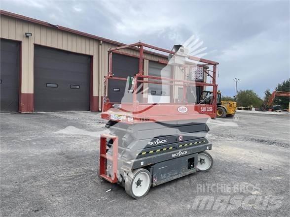 SkyJack SJ3226 Saxlifte