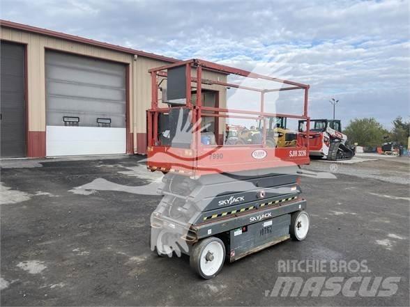 SkyJack SJ3226 Saxlifte