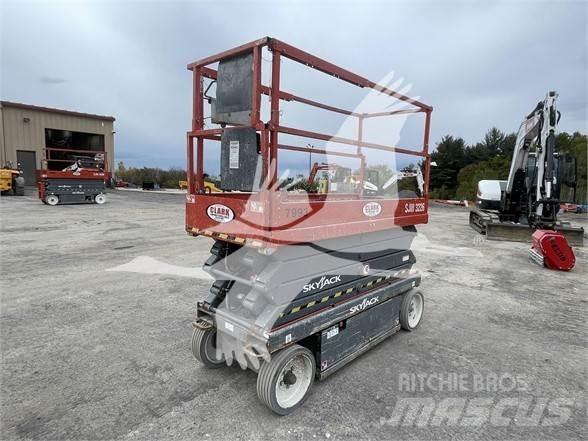 SkyJack SJ3226 Saxlifte