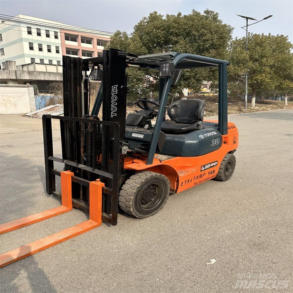 Toyota 02-7 FD F 30 Diesel gaffeltrucks