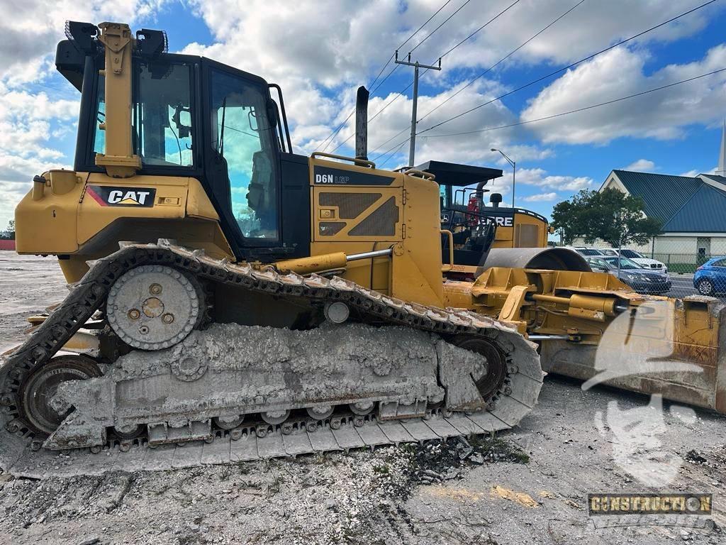 CAT D 6 N Bulldozer på larvebånd