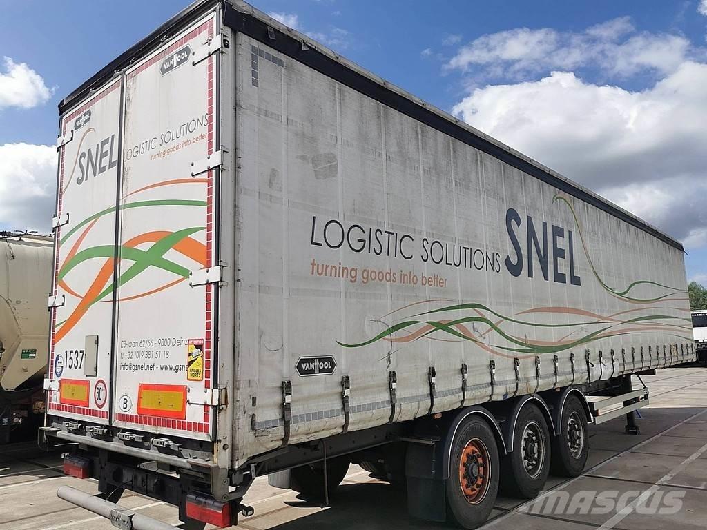 Van Hool A3C002 Semi-trailer med Gardinsider